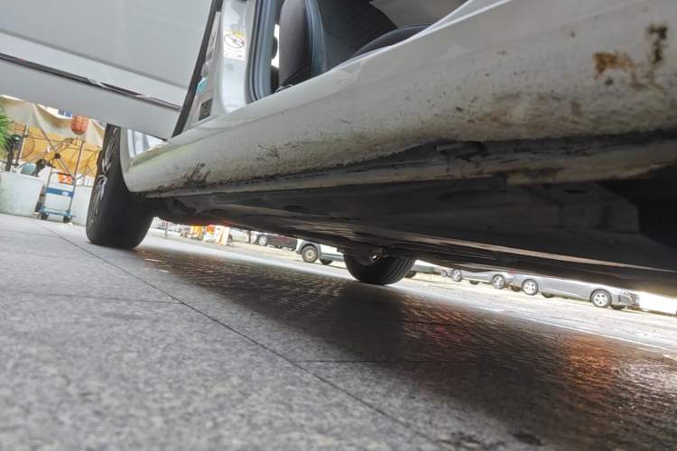 Used Skoda Octavia 2018 TSI230 DSG Luxury Edition Right Side Sill