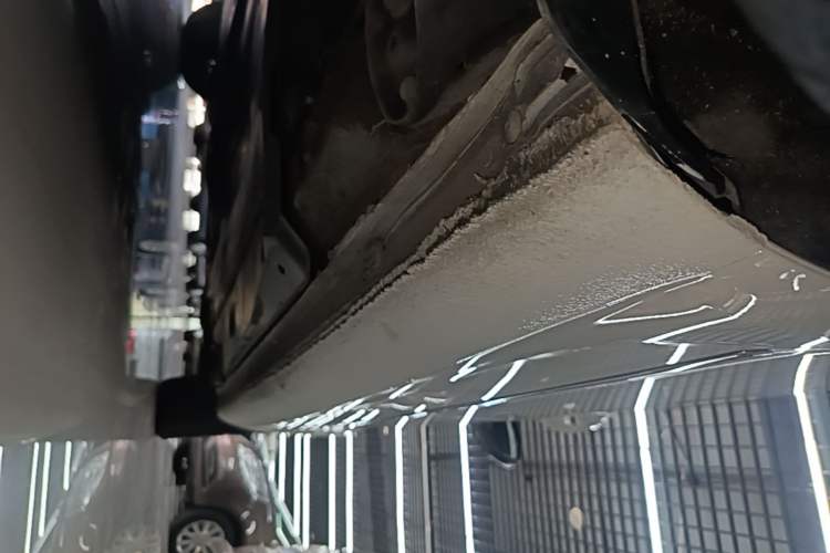 Used Skoda Octavia 2018 TSI280 DSG Flagship Edition Right Side Sill