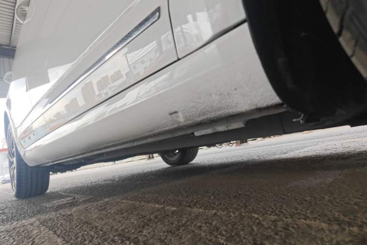Used Skoda Octavia 2018 TSI280 DSG Flagship Edition Right Side Sill