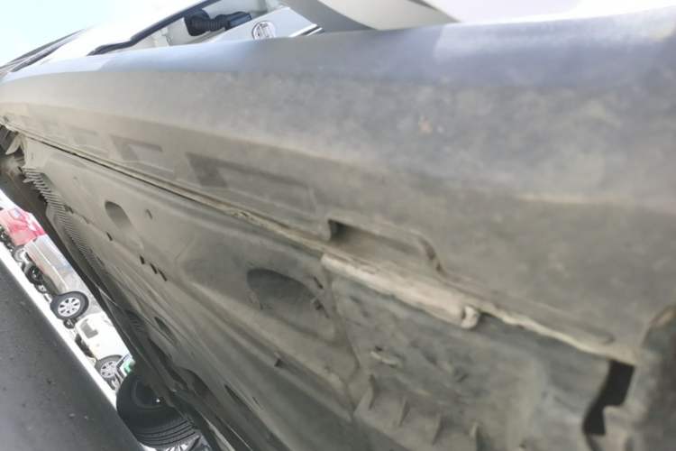 Used Skoda Octavia 2018 Station Wagon TSI230 DSG Luxury Edition Right Side Sill
