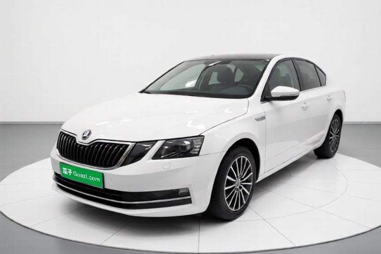 Used Skoda Octavia 2018 TSI230 DSG Luxury Edition Guazi used car, China used car export, Used car for sale, Used  cars, Cheapest cars for sale