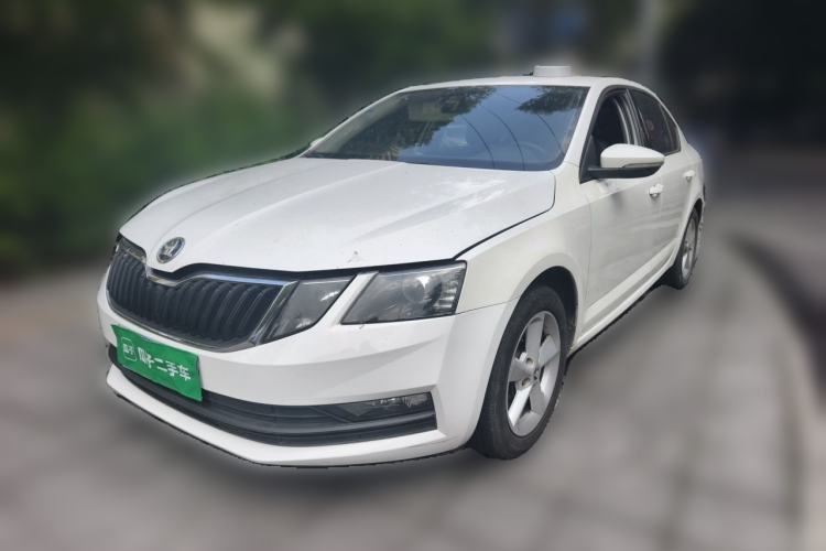 Used Skoda Octavia 2018 1.6L Manual Standard Edition Guazi used car, China used car export, Used car for sale, Used  cars, Cheapest cars for sale