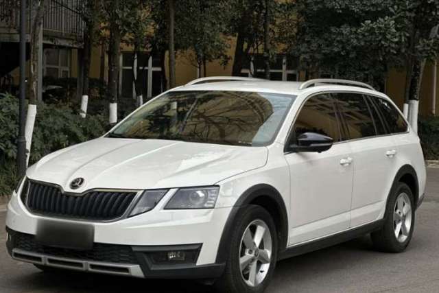 Used Skoda Octavia 2018 Station Wagon TSI230 DSG Comfort Edition
