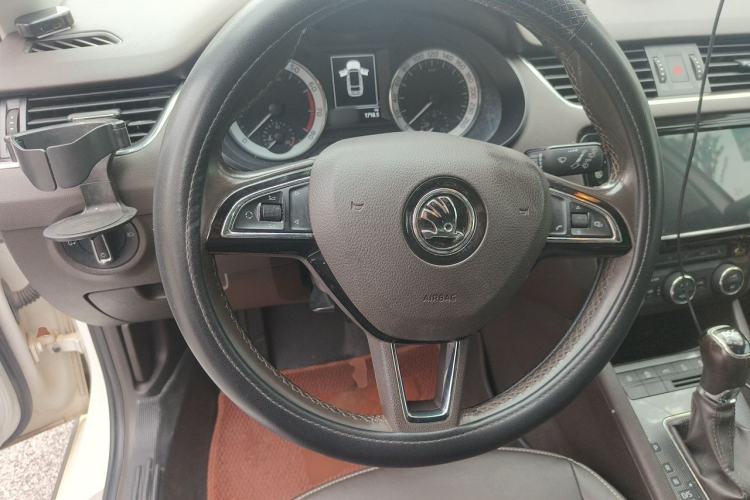 Used Skoda Octavia 2018 Station Wagon TSI280 DSG Flagship Edition Steering Wheel