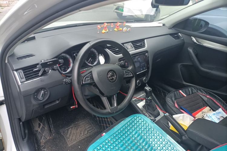 Used Skoda Octavia 2018 TSI280 DSG Luxury Edition Steering Wheel