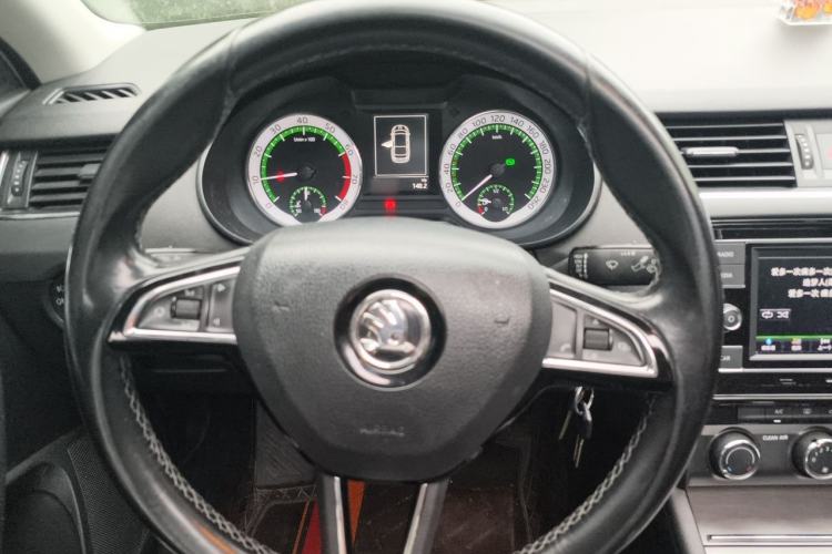 Used Skoda Octavia 2018 TSI280 DSG Luxury Edition Steering Wheel