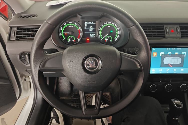 Used Skoda Octavia 2018 Station Wagon TSI230 DSG Comfort Edition Steering Wheel