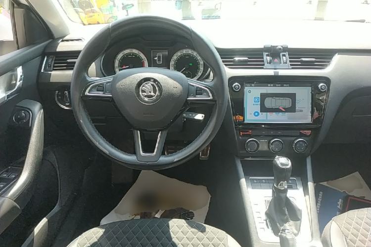 Used Skoda Octavia 2018 TSI230 DSG Luxury Edition Steering Wheel