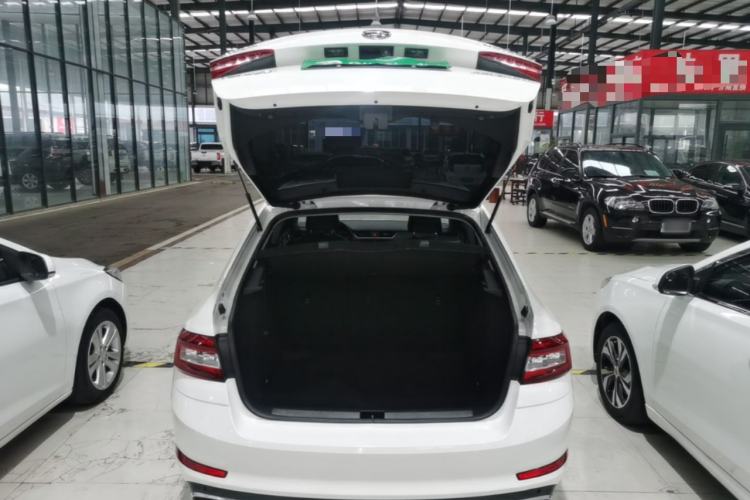 Used Skoda Octavia 2018 TSI230 DSG Luxury Edition Trunk