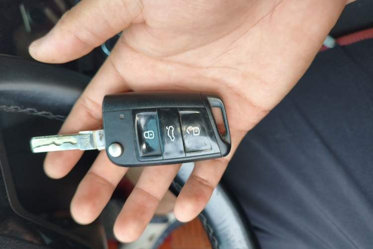 Used Skoda Octavia 2018 TSI230 DSG Luxury Edition Vehicle Key