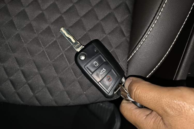 Used Skoda Octavia 2018 TSI230 DSG Luxury Edition Vehicle Key