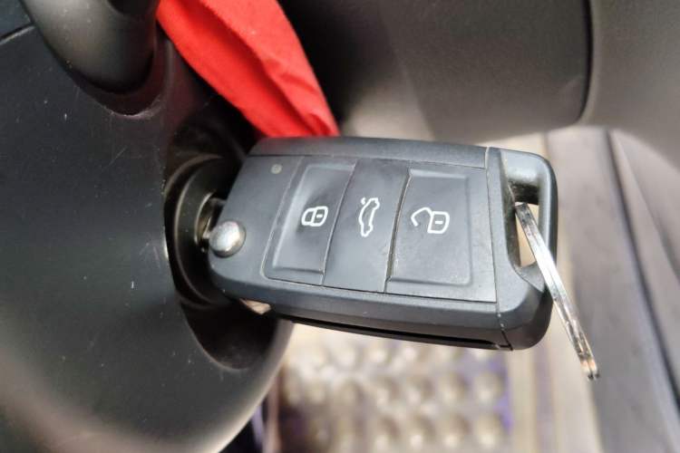Used Skoda Octavia 2018 TSI230 DSG Comfort Edition Vehicle Key