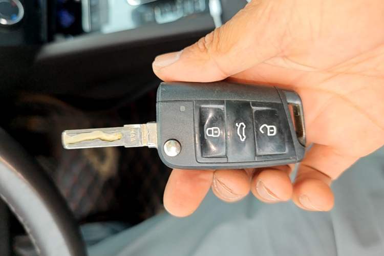 Used Skoda Octavia 2018 TSI230 DSG Luxury Edition Vehicle Key