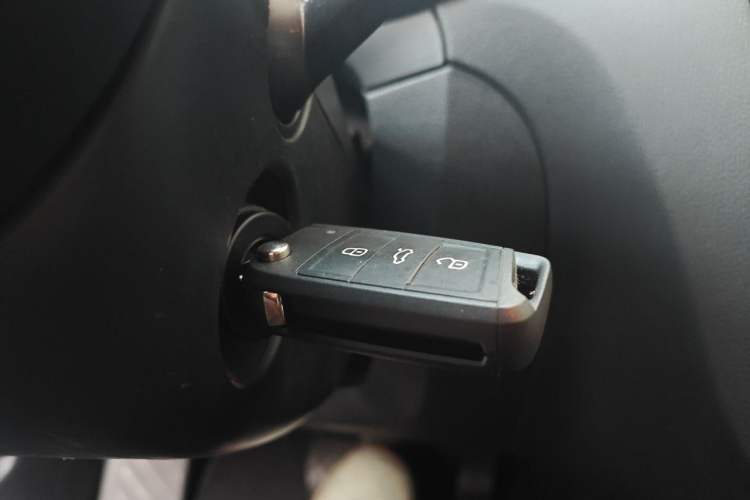 Used Skoda Octavia 2018 TSI230 DSG Comfort Edition Vehicle Key