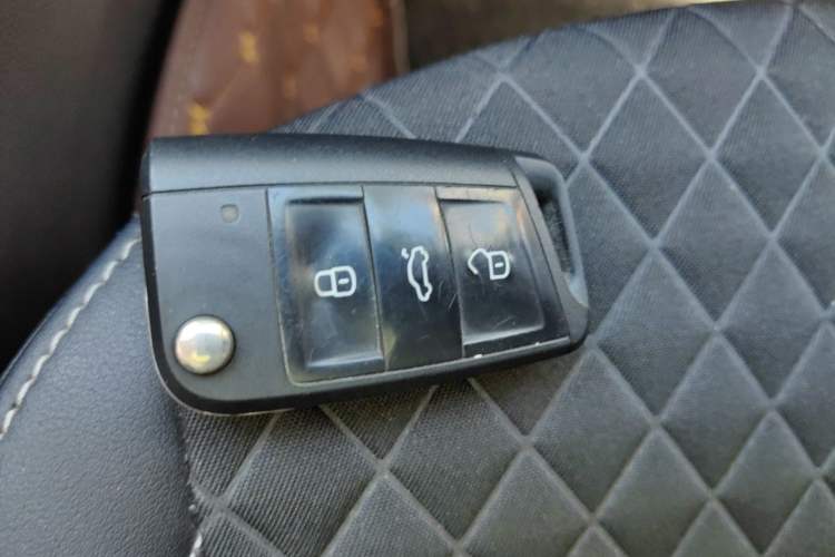 Used Skoda Octavia 2018 TSI280 DSG Luxury Edition Vehicle Key