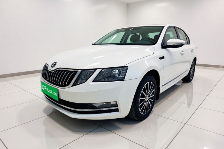 Used Skoda Octavia 2018 TSI230 DSG Luxury Edition Guazi used car, China used car export, Used car for sale, Used  cars, Cheapest cars for sale