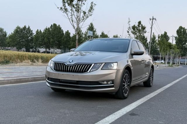 Used Skoda Octavia 2018 TSI230 DSG Luxury Edition