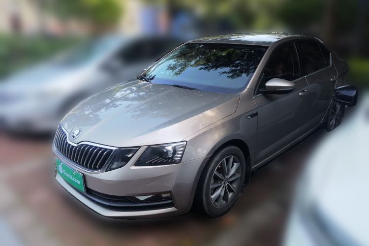 Used Skoda Octavia 2018 1.6L Automatic Comfort Edition Guazi used car, China used car export, Used car for sale, Used  cars, Cheapest cars for sale