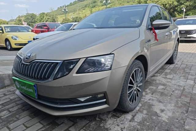 Used Skoda Octavia 2018 1.6L Automatic Luxury Edition