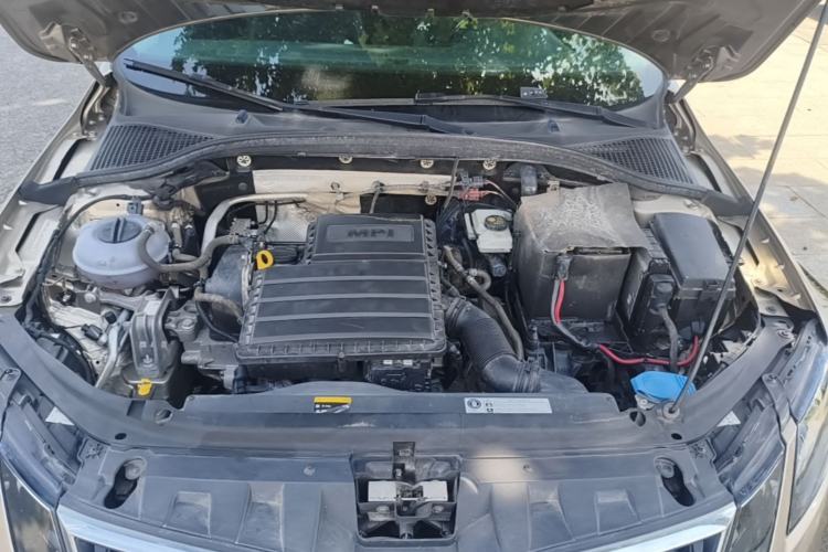 Used Skoda Octavia 2018 1.6L Automatic Luxury Edition Engine Bay