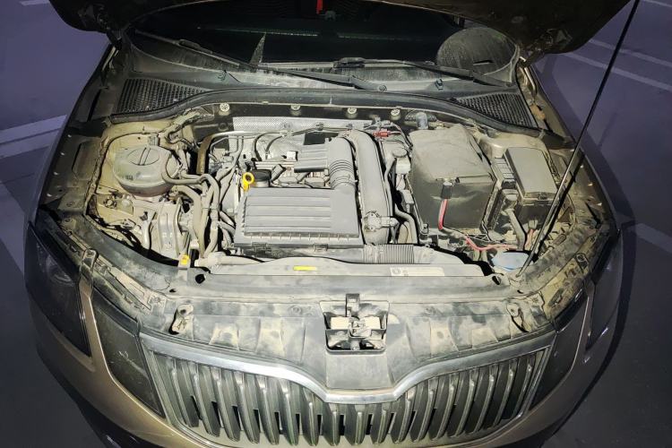 Used Skoda Octavia 2018 TSI230 DSG Luxury Edition Engine Bay