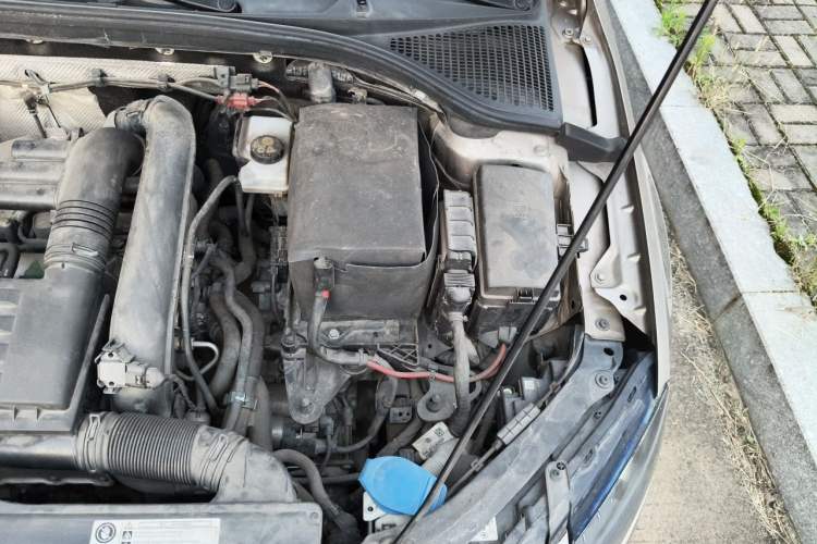 Used Skoda Octavia 2018 TSI230 DSG Luxury Edition Engine Bay Left