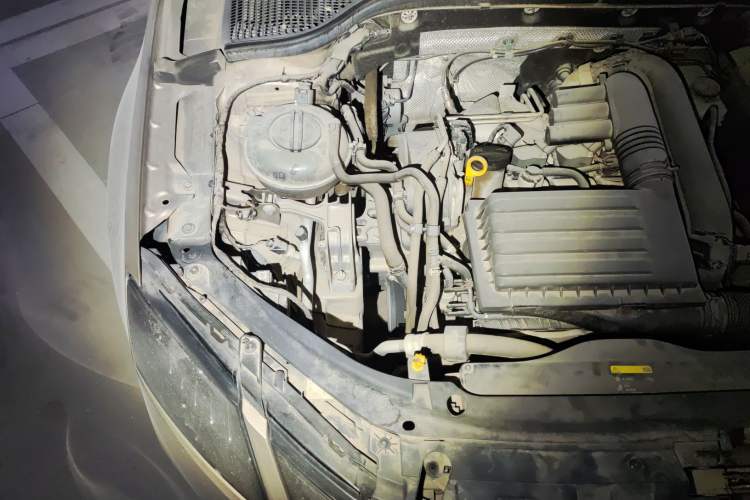 Used Skoda Octavia 2018 TSI230 DSG Luxury Edition Engine Bay Right