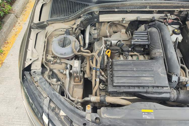 Used Skoda Octavia 2018 TSI230 DSG Luxury Edition Engine Bay Right