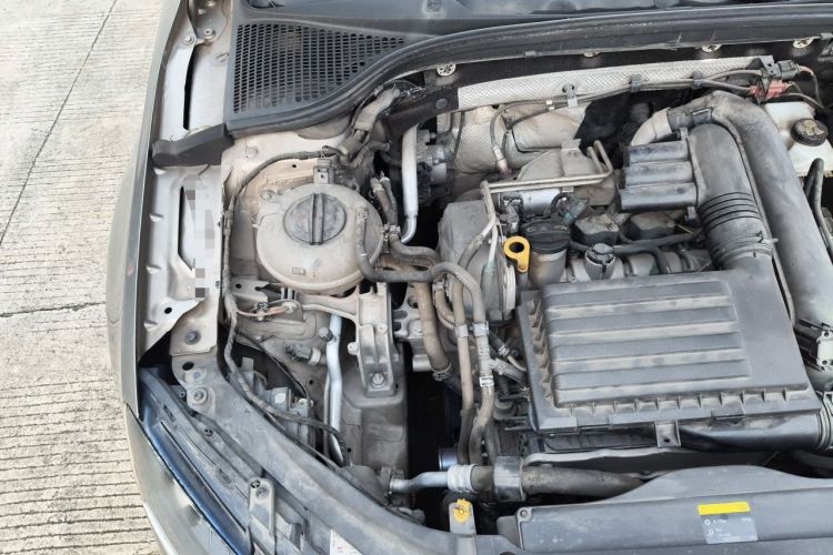 Used Skoda Octavia 2018 TSI230 DSG Luxury Edition Engine Bay Right