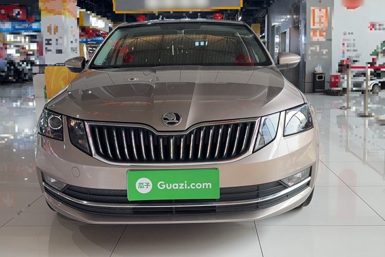 Used Skoda Octavia 2018 TSI230 DSG Luxury Edition Exterior 1