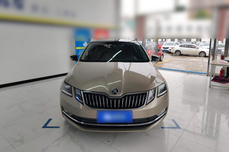Used Skoda Octavia 2018 TSI280 DSG Luxury Edition Front