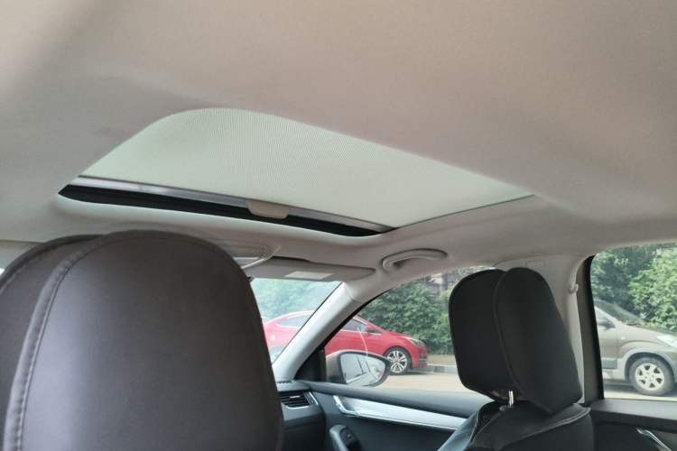 Used Skoda Octavia 2018 TSI230 DSG Luxury Edition Headliner