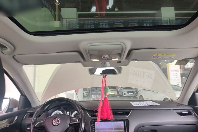 Used Skoda Octavia 2018 TSI230 DSG Luxury Enjoyment Edition Headliner