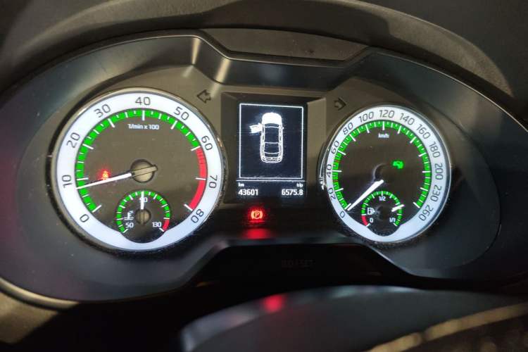 Used Skoda Octavia 2018 TSI230 DSG Luxury Edition Instrument Cluster