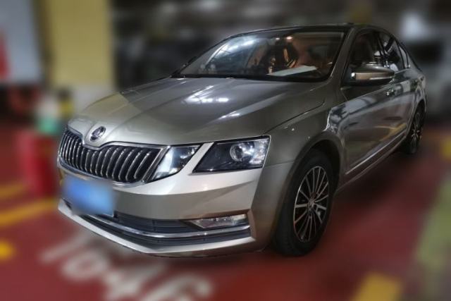 Used Skoda Octavia 2018 1.6L Automatic Luxury Edition