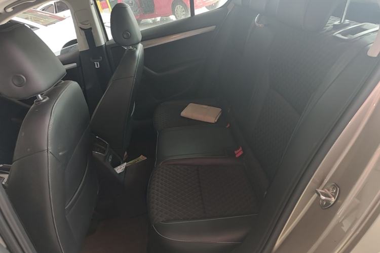 Used Skoda Octavia 2018 TSI230 DSG Luxury Enjoyment Edition Left Rear Seat