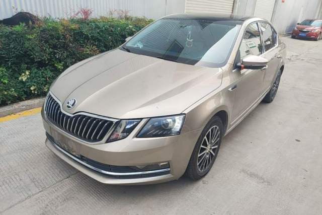 Used Skoda Octavia 2018 TSI230 DSG Luxury Edition