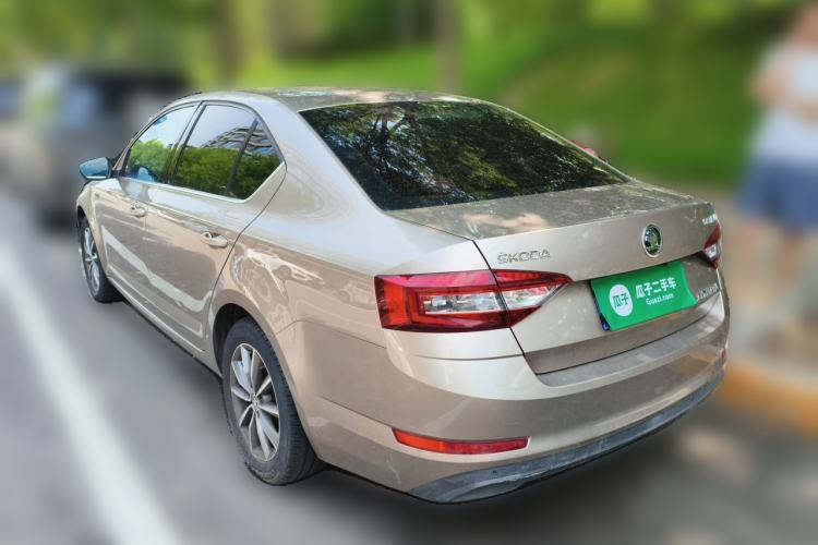 Used Skoda Octavia 2018 1.6L Automatic Comfort Edition Rear Left 45 Deg