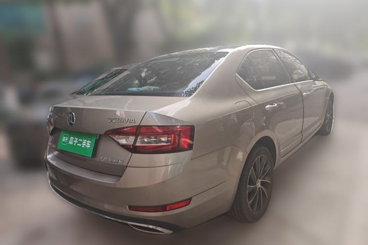 Used Skoda Octavia 2018 TSI280 DSG Luxury Edition Rear Right 45 Deg