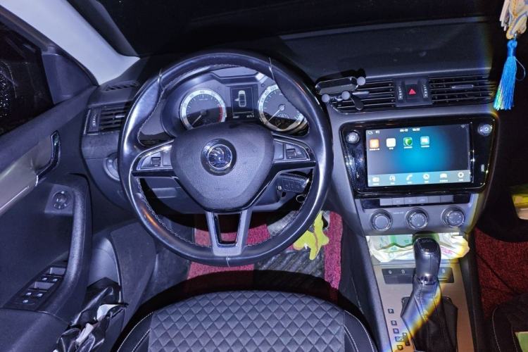 Used Skoda Octavia 2018 TSI230 DSG Luxury Edition Steering Wheel