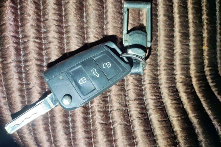 Used Skoda Octavia 2018 TSI230 DSG Luxury Edition Vehicle Key