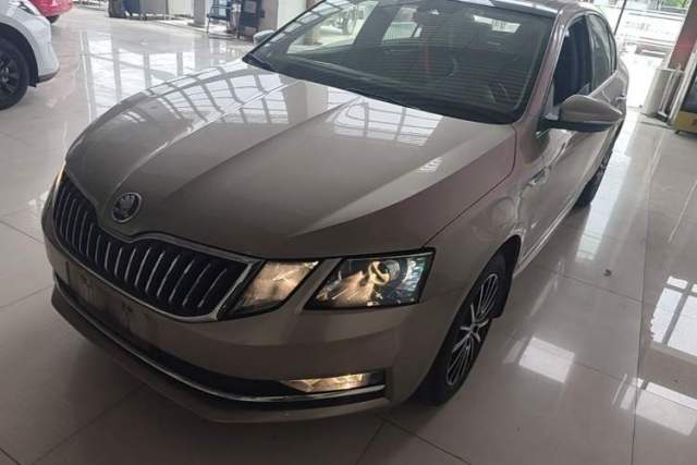 Used Skoda Octavia 2018 TSI230 DSG Luxury Enjoyment Edition