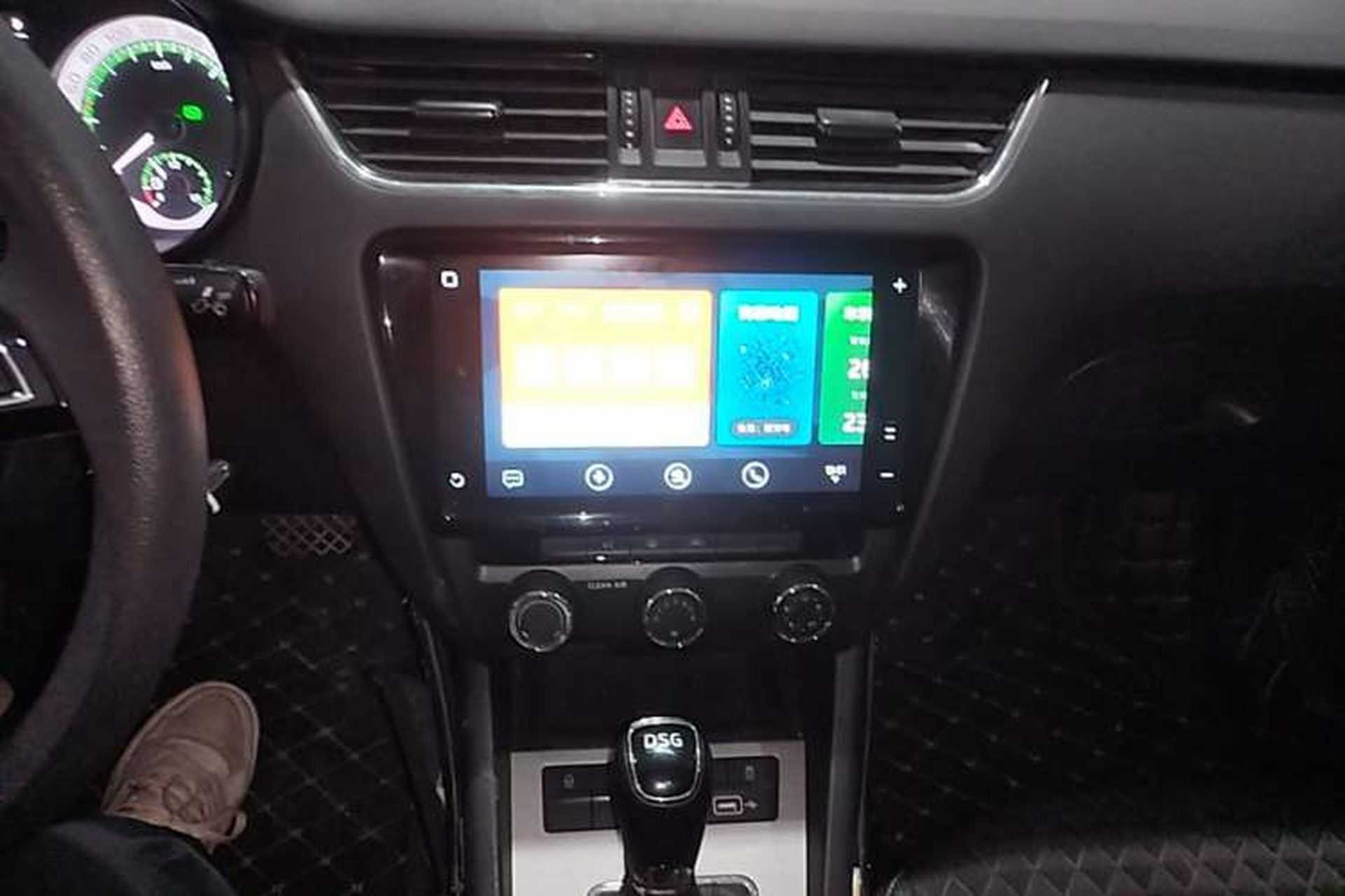 Used Skoda Octavia 2019 TSI230 DSG SmartDrive Luxury Edition China VI Audio And AC Panel