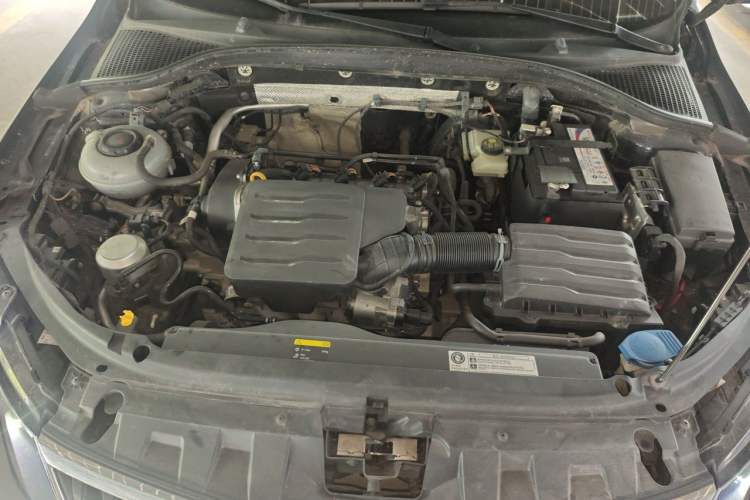 Used Skoda Octavia 2019 1.5L Manual SmartDrive Comfort Edition China VI Standard Engine Bay