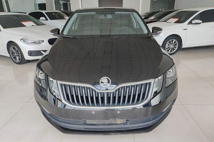 Used Skoda Octavia 2019 1.5L Automatic SmartDrive Comfort Edition China VI Standard Front