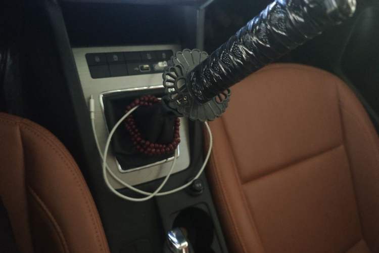 Used Skoda Octavia 2019 1.5L Manual SmartDrive Comfort Edition China VI Standard Gear Lever