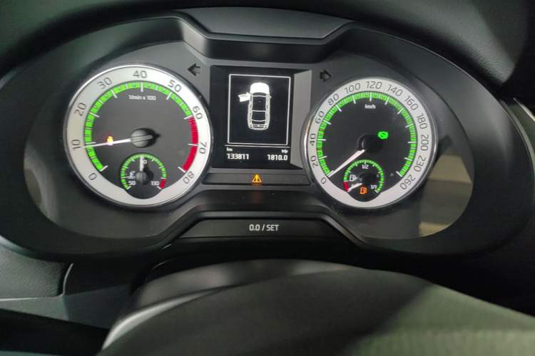 Used Skoda Octavia 2019 TSI230 DSG SmartDrive Luxury Edition China VI Instrument Cluster