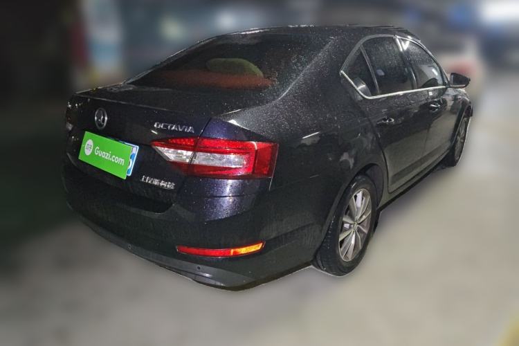 Used Skoda Octavia 2019 1.5L Automatic Comfort Edition Rear Right 45 Deg