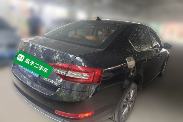 Used Skoda Octavia 2019 1.5L Manual SmartDrive Comfort Edition China VI Standard Rear Right 45 Deg