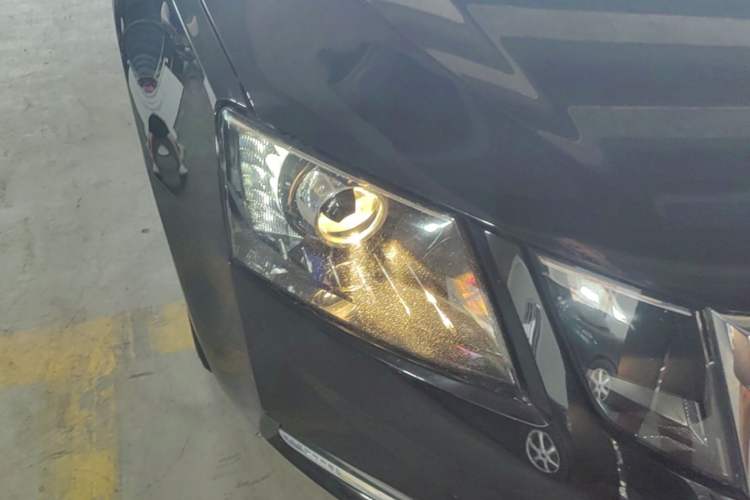 Used Skoda Octavia 2019 TSI230 DSG SmartDrive Luxury Edition China VI Right Front Headlight